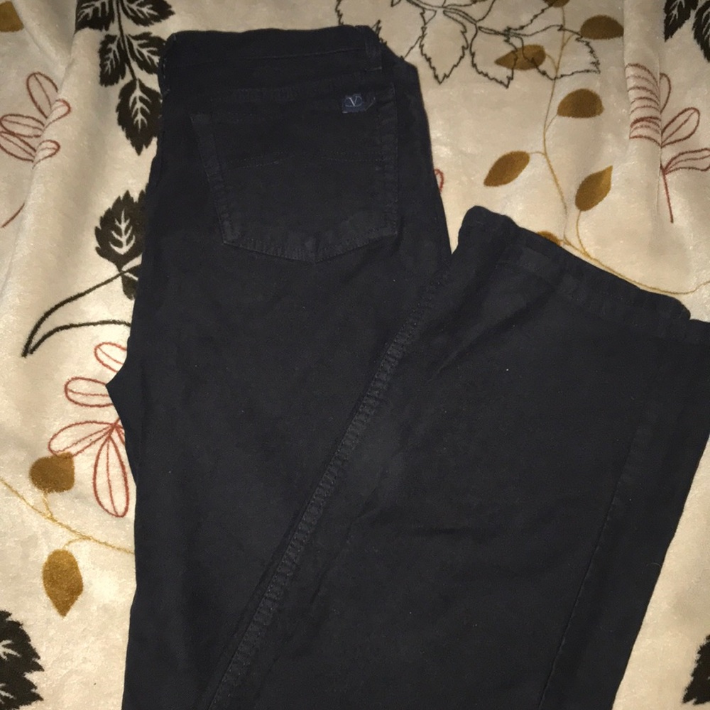Black skinny jeans
